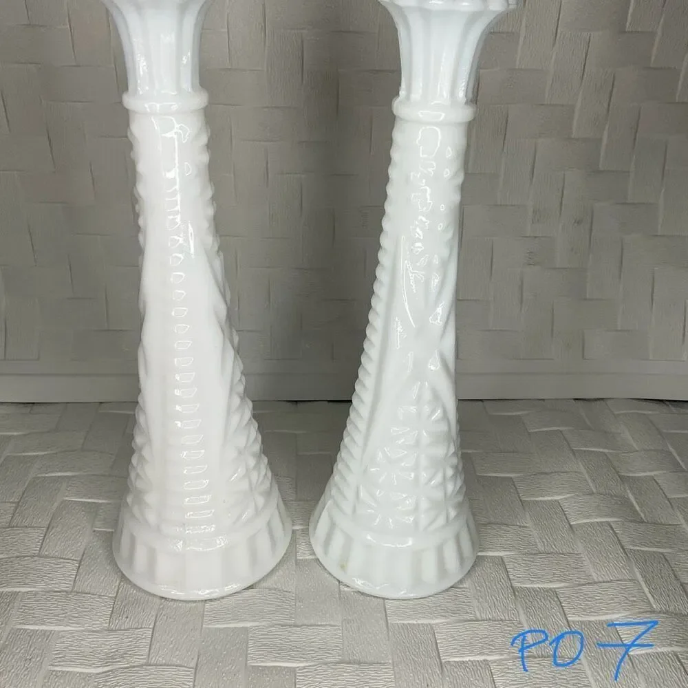 Vintage Set of 2 Two Vases Anchor Hocking Milk Glass Bud Vase -Stars and Bars 9”